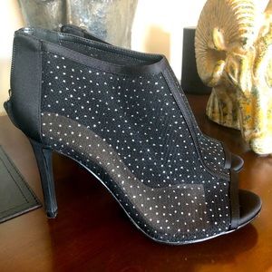 Le Chateau high heels